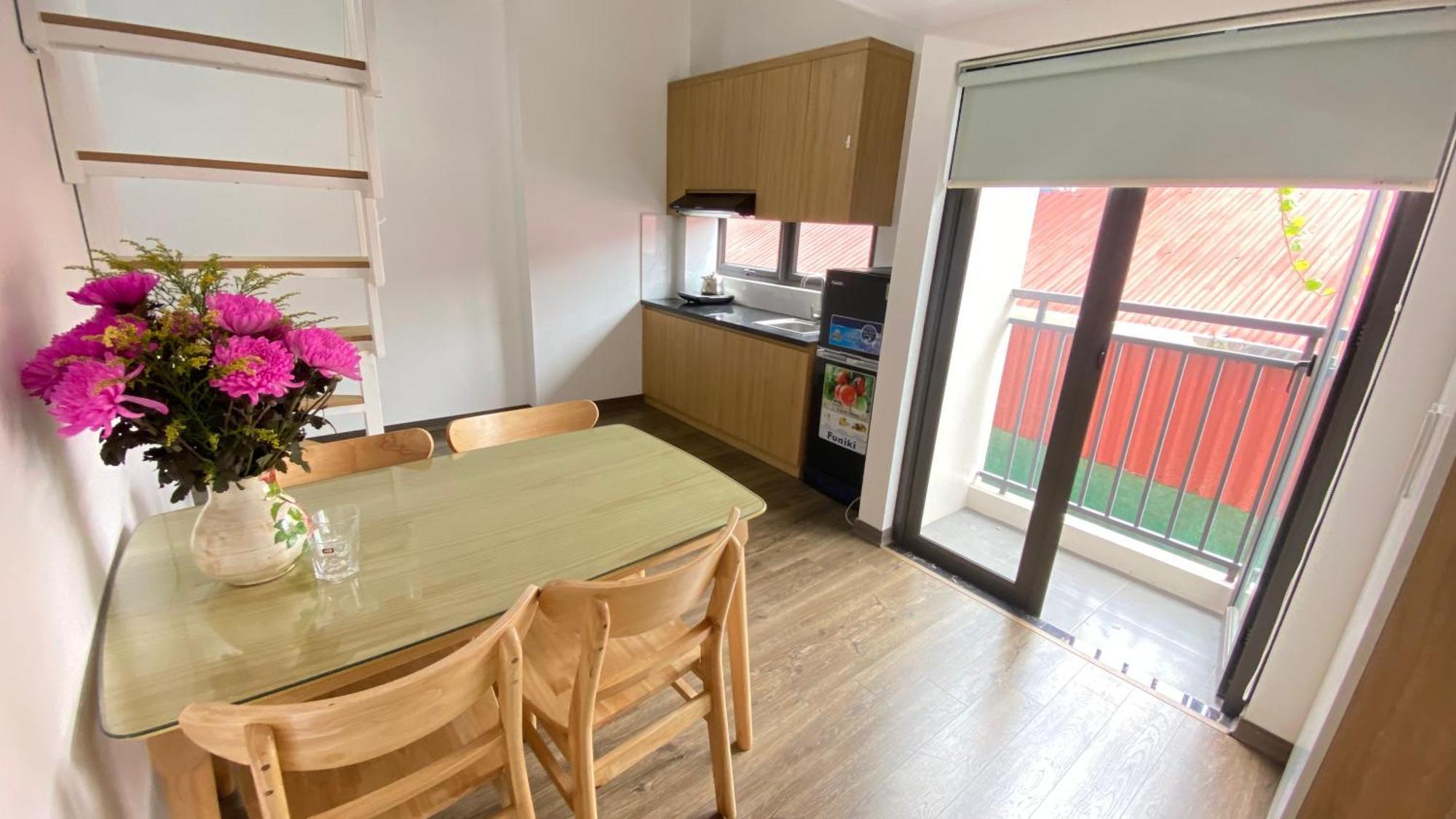 Era Apartment Khuc Thua Du Hanoi Exterior photo